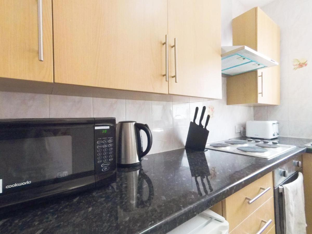 Carnation Flat A In Wembley Apartment London Ngoại thất bức ảnh